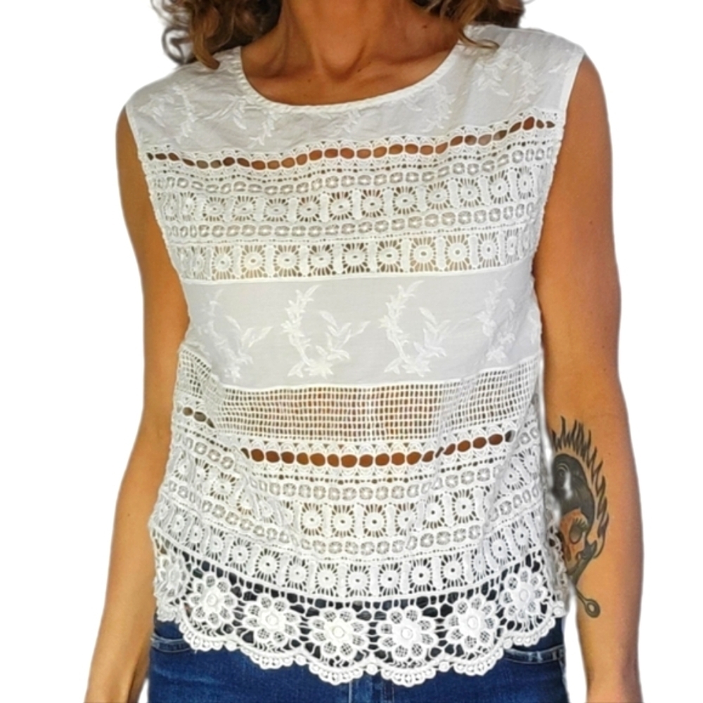 Hinge Lace Sleeveless Blouse Size X Small White